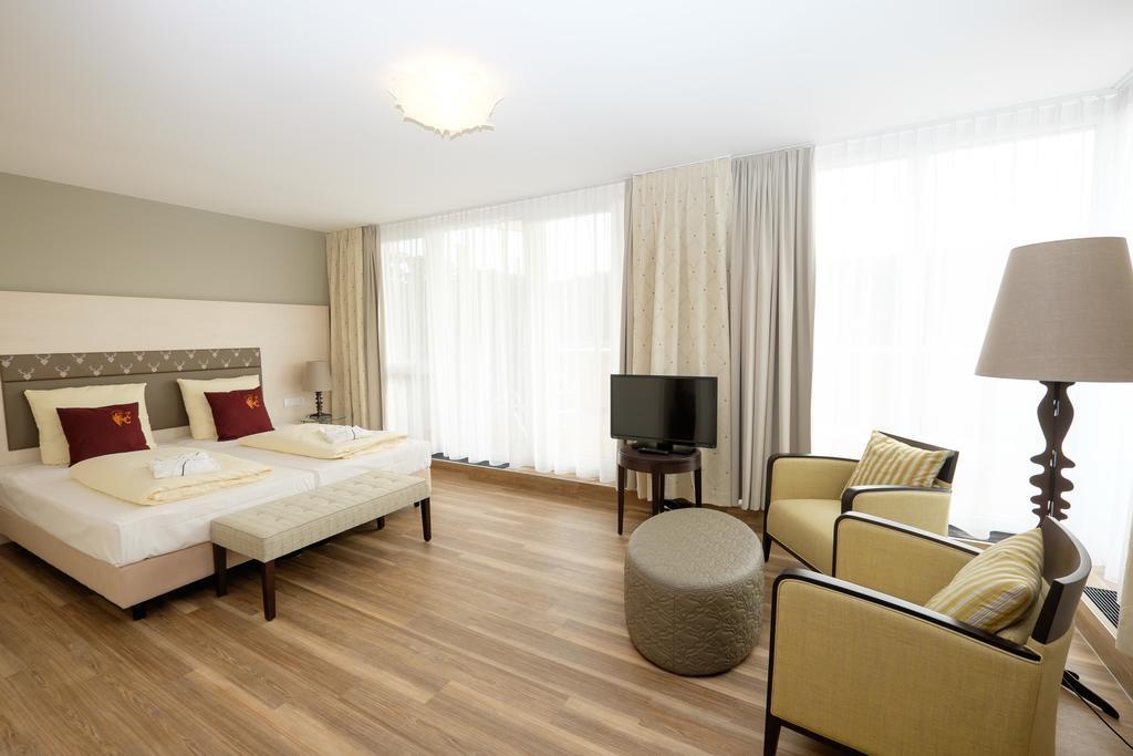 Hotel Baeren Titisee ภายนอก รูปภาพ